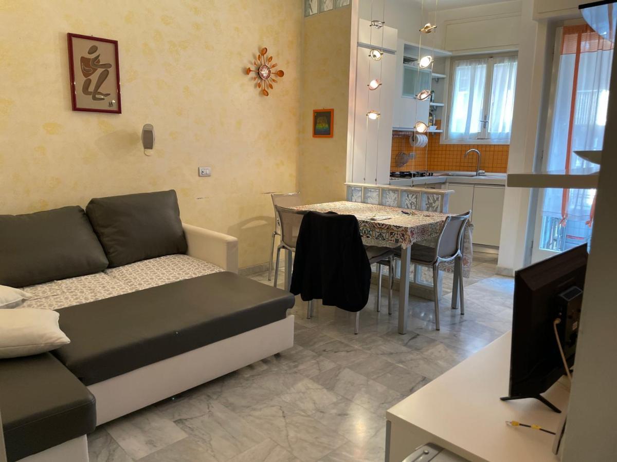 Impeccable Bnb In Milan Next To M1 Metro 10 Mins Away From Duomo Wi-Fi Feel Like Home Екстер'єр фото