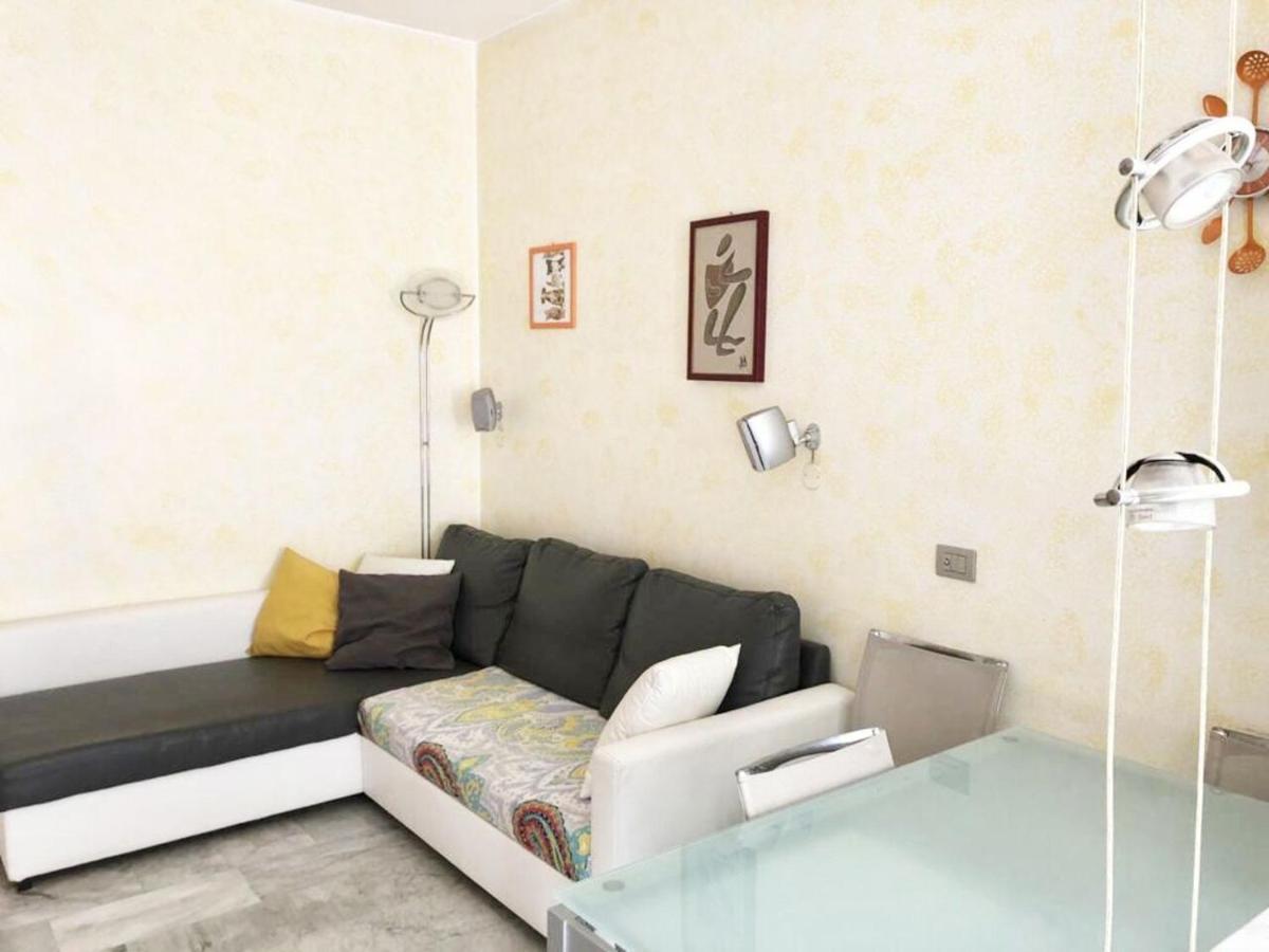 Impeccable Bnb In Milan Next To M1 Metro 10 Mins Away From Duomo Wi-Fi Feel Like Home Екстер'єр фото