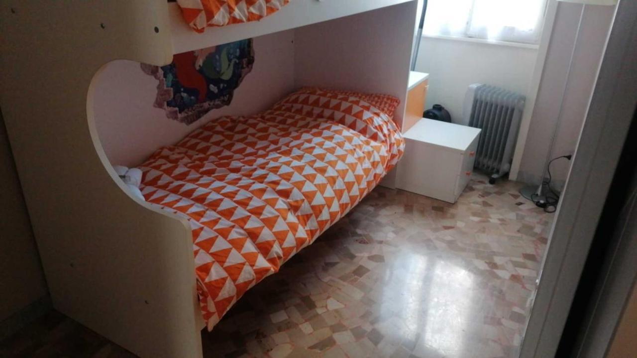 Impeccable Bnb In Milan Next To M1 Metro 10 Mins Away From Duomo Wi-Fi Feel Like Home Екстер'єр фото