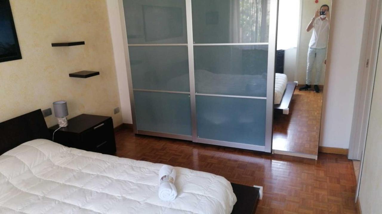 Impeccable Bnb In Milan Next To M1 Metro 10 Mins Away From Duomo Wi-Fi Feel Like Home Екстер'єр фото